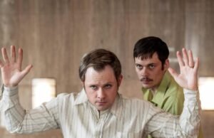 Crítica de ‘Dead Man’s Wire’: Bill Skarsgård em Mad as Hell, de 1970