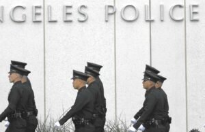 Motorista de Maserati mata homem e cachorro atravessando a rua Sherman Oaks