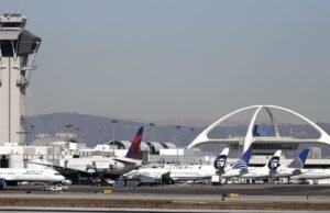 O aparecimento do ‘Avião do Juízo Final’ no LAX causou preocupação online