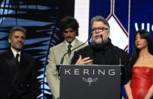 Guillermo del Toro anunciou a morte de seu irmão no Palm Springs Film Awards