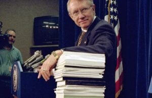 O biógrafo de Harry Reid, Jon Ralston, discute seu novo livro