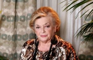 Paloma Porcel, filha de Marisa Porcel, entrou na casa de leilões da mãe e pediu 300 mil euros para sair dela.