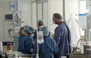 A crise do sistema de saúde colombiano repercute internacionalmente: aparecendo como estudo de caso na investigação
