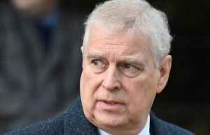 Últimas notícias sobre a antiga prisão do Príncipe Andrew, ao vivo: a ex-secretária de imprensa Elizabeth II reage à foto do ex-duque de York.