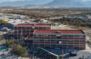 O governo do México construirá 20 novas escolas de ensino médio no país