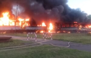 No meio da viagem, dois vagões do trem das Serras de Córdoba pegaram fogo