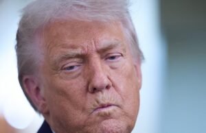 CEI atrai maioria de espanhóis que consideram Donald Trump um “perigo” para a paz mundial