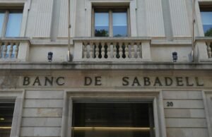 Banco Sabadell adquirirá 1.775 milhões em 2025 (-2,8%) e comprará ações de 800 milhões