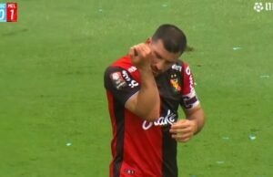 Gol de Bernardo Cuesta por 1 a 0 no Gallardo no Sporting Cristal x Melgar pela Liga 1 2026