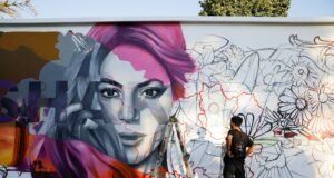 O prefeito de San Salvador Centro está divulgando uma campanha para cuidar da limpeza na residência de Shakira