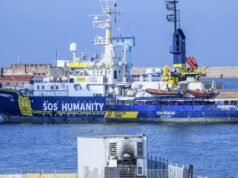 Itália detém barco de resgate SOS Humanity após resgate no Mediterrâneo