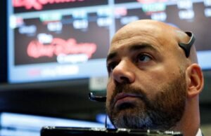 Bolsas argentinas caem em Wall Street e moeda ajustada ao risco do país ultrapassa 500 pontos