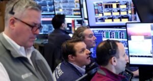 Mercados globais sobem com decisão judicial dos EUA sobre acusações de Donald Trump