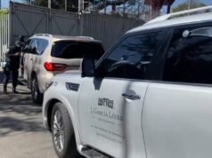 Carro funerário chegou ao Centro Federal de Perícia Forense esta semana enquanto a família tentava recuperar o corpo de El Mencho.