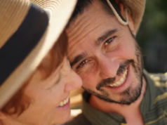 Adrián Palomino, o espião espanhol que estava inconsciente na Tailândia, regressou a Espanha “devido à consciência pública”