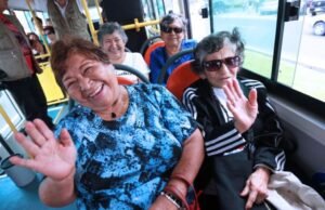 Eles propõem que os idosos andem de ônibus de graça: Quantos anos não vão pagar passagem?