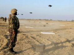 Paquistão invade sete “esconderijos terroristas” na fronteira com o Afeganistão após ataque