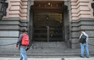 Foto da greve geral da CGT contra a reforma trabalhista de Javier Milei
