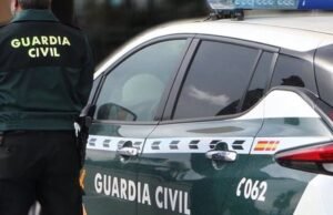A Guarda Nacional deteve um funcionário da empresa e o seu amigo por desvio de mais de 600 mil euros através de transferências não autorizadas.