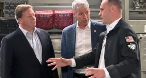 Pela primeira vez, os militares dos EUA implantaram um reator nuclear, da Califórnia a Utah