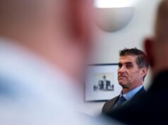 Ex-shortstop da MLB Dan Serafini condenado à prisão perpétua por assassinato