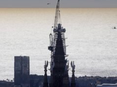 A Sagrada Família em Barcelona atinge sua altura máxima depois de mais de um século