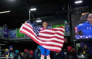 A estrela do bobsled Elana Meyers Taylor ganhou sua primeira medalha de ouro olímpica