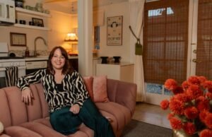 Tori Adams renovou seu apartamento em um espaço alugado em Beverly Hills
