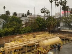 Perigoso poço de petróleo no sul de Los Angeles está obstruído após décadas de pressão comunitária