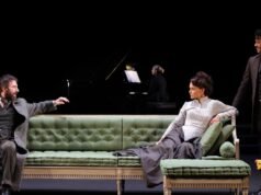 Crítica de ‘Hedda Gabler’: Katie Holmes entra em traição