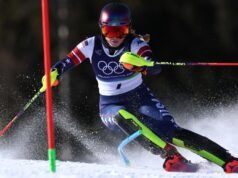 Mikaela Shiffrin destaca um dia cheio de medalhas