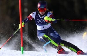Mikaela Shiffrin destaca um dia cheio de medalhas