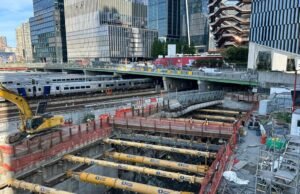 Juiz ordena que Trump restaure financiamento para túneis ferroviários