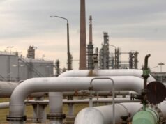 Hungria suspenderá remessas de diesel para a Ucrânia devido ao corte no fornecimento de petróleo russo