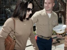 Suprema Corte da Virgínia decide sobre adoção de órfãos de guerra afegãos pela Marinha dos EUA