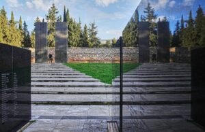 A Grécia tentará obter fotos dos massacres nazistas colocadas à venda na Internet