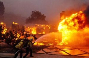 Bombeiros de Los Angeles testemunham que o incêndio em Lachman não foi totalmente extinto quando as tripulações foram ordenadas a partir