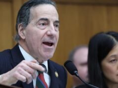 Democrata-chave acusa Departamento de Justiça de ‘espionar’ legisladores que investigam arquivo de Epstein