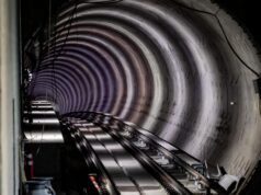 A nova camisa ‘Ride the D’ do Metro está se esgotando rapidamente. Porque é claro