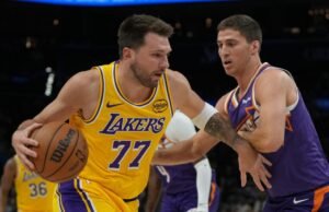 Suns choca LeBron e Lakers com cesta de 3 pontos de Royce O’Neale