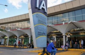 Trabalhadores do aeroporto de Nairobi fazem greve e passageiros ficam retidos