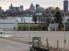 Trump pessoalmente está avaliando a retirada do acordo comercial USMCA que ele assinou