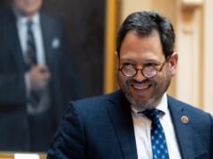 Os democratas da Virgínia estão aprovando um mapa que pode virar 4 cadeiras na Câmara dos EUA, se aprovado pelos tribunais e pelos eleitores