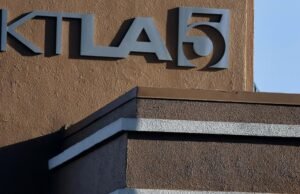 A Nexstar demitiu vários repórteres de estações de notícias locais em todo o país esta semana, incluindo um da KTLA, provocando um alvoroço online.