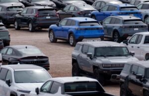 Carros elétricos usados abaixo de US$ 25.000 aumentam à medida que as vendas de novos veículos elétricos caem
