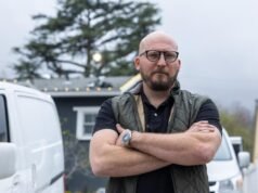 Moradores de Altadena se recusam a enterrar linhas de energia