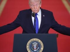 A cabeça de Trump enfraqueceu numa era de difíceis desafios políticos