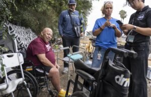 Condado de LA corta quase US$ 200 milhões em serviços para moradores de rua para fechar lacuna orçamentária