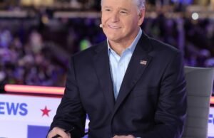 A estrela da Fox News, Sean Hannity, junta-se ao desfile de podcasts