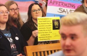 A nova lei coloca o Kansas na vanguarda da negação de informações trans em documentos oficiais